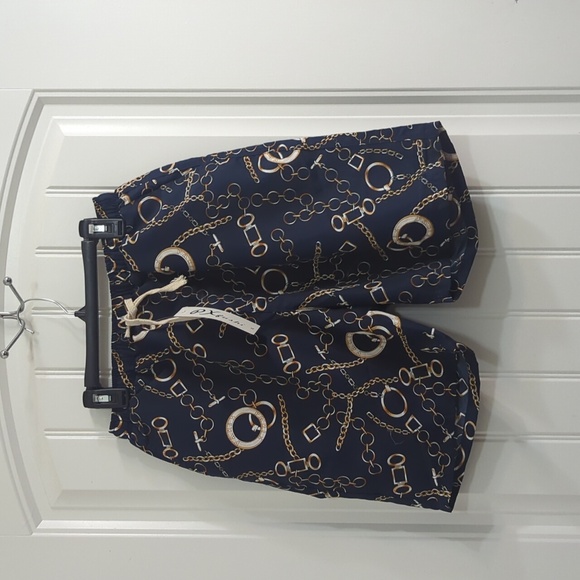 Mens 2 Piece Short Set NWT - Picture 2 of 6